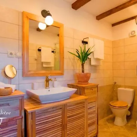 Ca'pietra, Rustic Stone House Villa Malinska