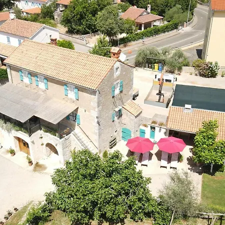 Villa Ca'pietra, Rustic Stone House Malinska