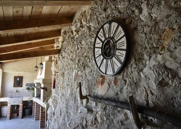 Ca'pietra, Rustic Stone House Vilă