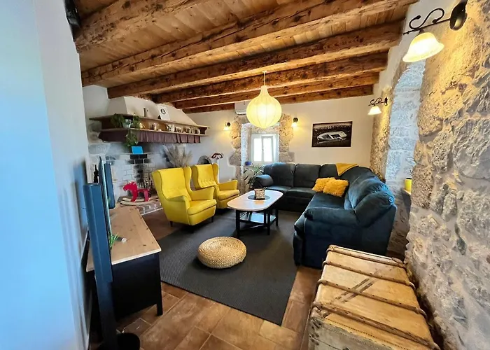 Ca'pietra, Rustic Stone House Vilă Malinska