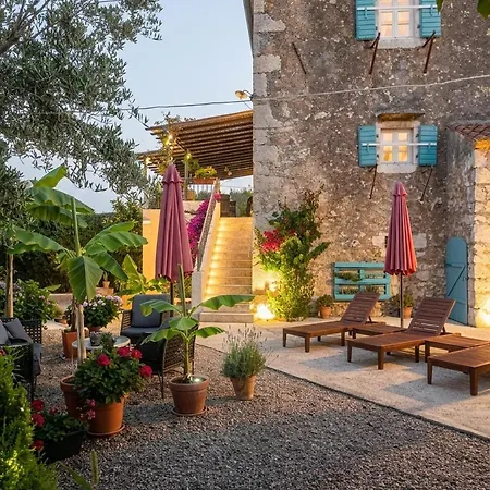 Ca'pietra, Rustic Stone House 别墅
