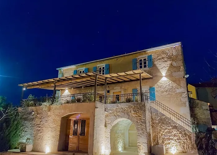Vila Ca'pietra, Rustic Stone House