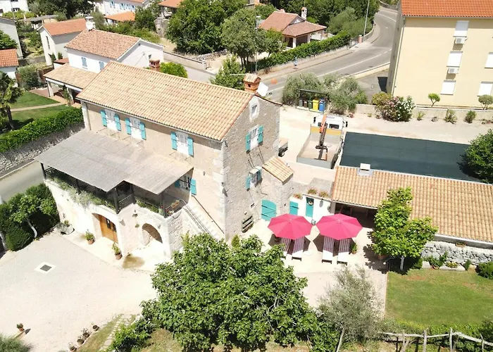 Vila Ca'pietra, Rustic Stone House Malinska