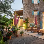 Ca'pietra, Rustic Stone House Villa