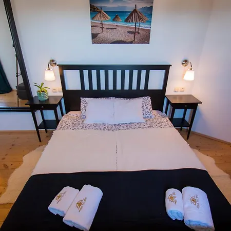 Ca'pietra, Rustic Stone House 빌라 *