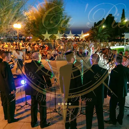 빌라 Ca'pietra, Rustic Stone House *