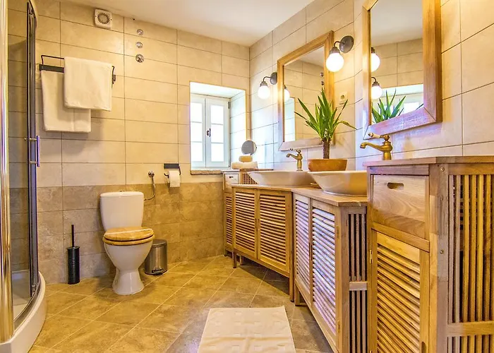 Willa Ca'pietra, Rustic Stone House Malinska